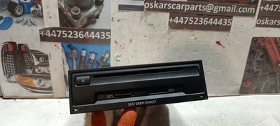 SEAT LEON MK3 MEDIA HEAD UNIT 5F0035858A SATNAV SD CD With SD Card - Image 1 of 4