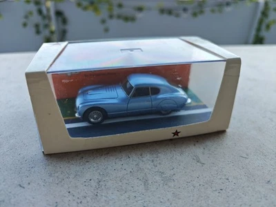 Bizarre 1/43 Fiat 8V First Series 1953 Metallic Blue BZ117 Resin Scale Model Car - Immagine 1 di 4