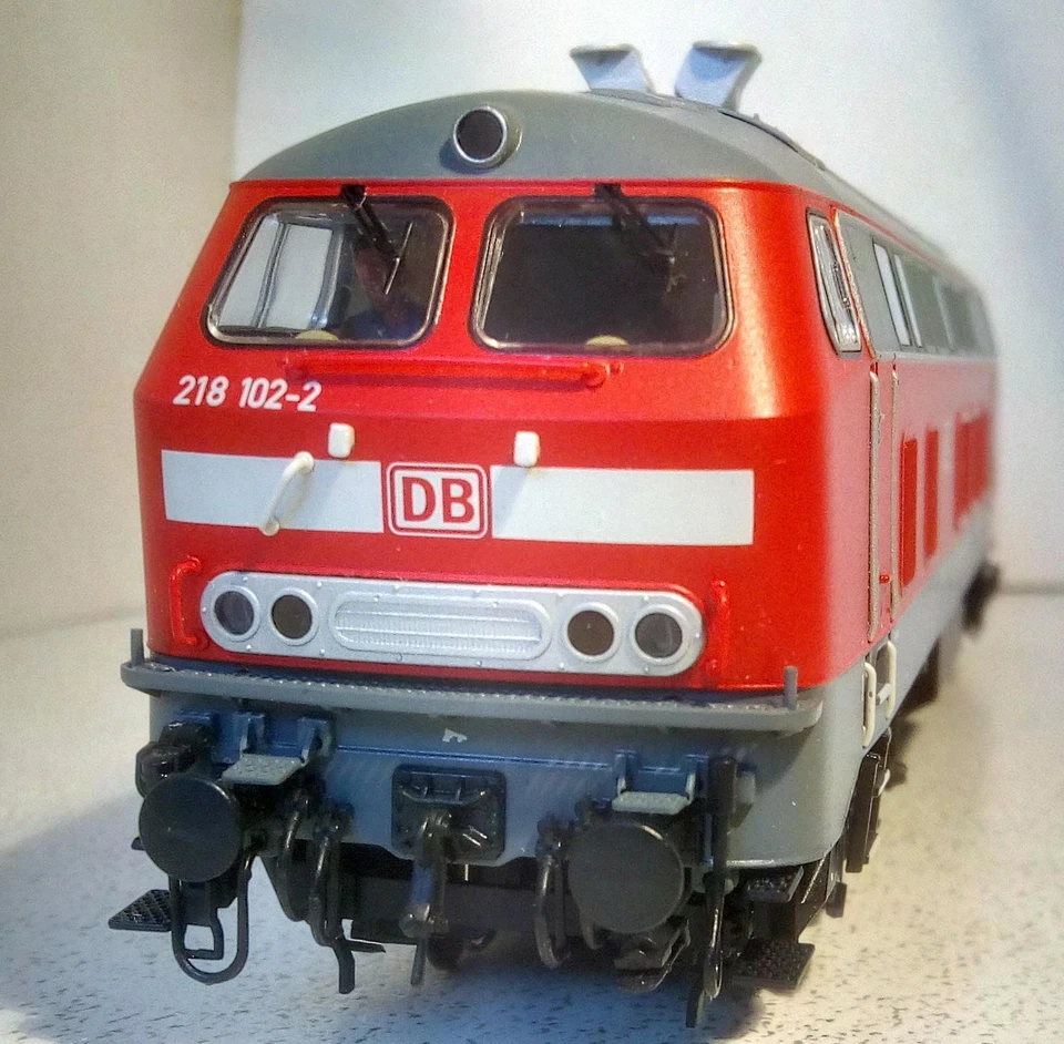 ESU-H0-Diesellok 218 102-2 „Sylt-Shuttle“ verkehrsrot digital Sound AC/DC EVP - Bild 1 von 4