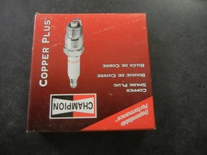 Champion Copper Spark Plug 443 RE16MC Box of 4 NEW - Picture 1 of 3