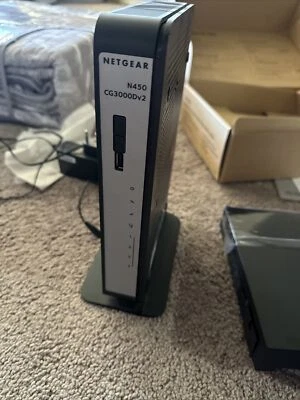NETGEAR N450/CG3000Dv2 DOCSIS 3.0 Cable Modem Wireless Router -Pre Owned - Image 1 of 4
