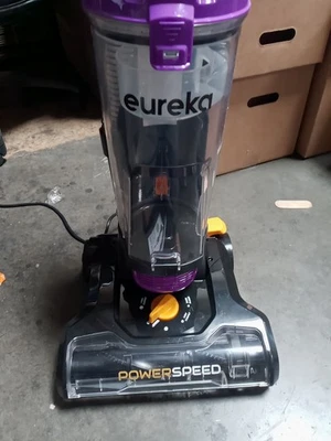 Eureka Powerspeee NEU180SERIES Vacuum Cleaner with Accessories Tested - Image 1 of 4