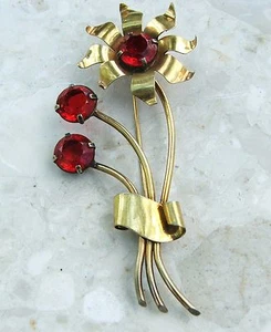 Art Deco /20 12k GF FLORAL ROTE GLASSTEINE Brosche/Anstecknadel - Bild 1 von 2