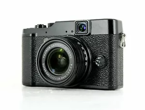 Fujifilm X10 12.0MP Digital Camera Black - Picture 1 of 4