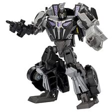 TRANSFORMERS Studio Series Deluxe 02 War for Cybertron Gamer Edition Barricade 4