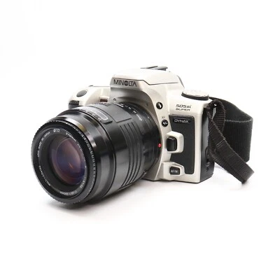 Minolta Dynax 500si 35mm SLR with Sigma 60-200mm F4-5.6 AF - VM 1272, VM 1288 TD - Image 1 of 4