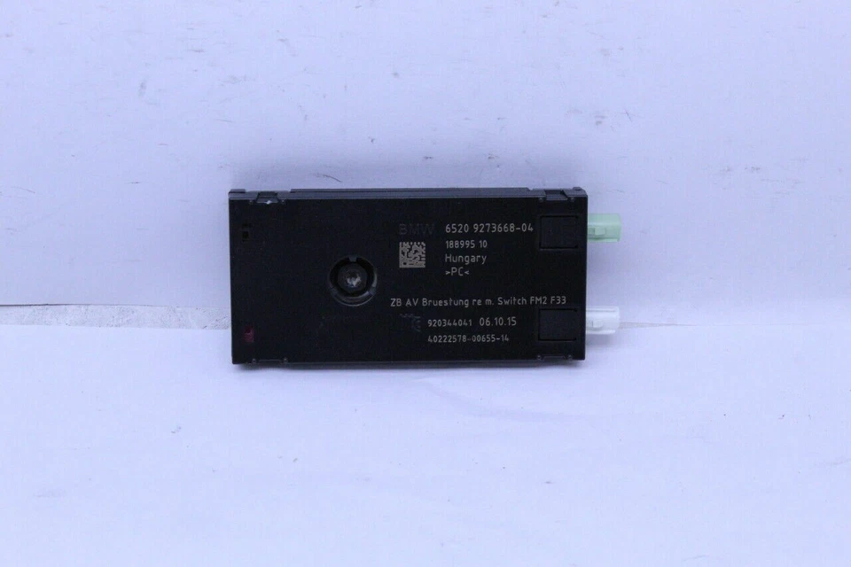 BMW M4 F83 2016 amplificador de antena OEM usado Foto 1 de 4