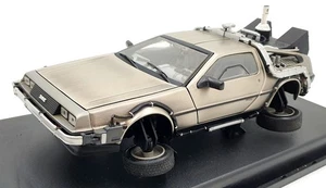 Sunstar 1/18 Scale 2711 Back To The Future Part 1 Time Machine Delorean - Picture 1 of 5