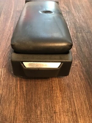 Reposabrazos y consola asiento central trasero mercedes-benz w123 cupé 300cd 230ce 280ce Foto 1 de 4