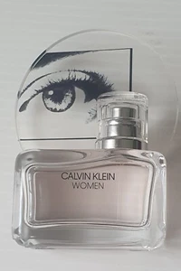 Calvin Klein Woman Eau De Parfum Spray 50ml - Picture 1 of 3