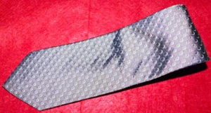 GIORGIO ARMANI MADE IN ITALY GREY/LIGHT GREY DOTS MOTIF TIE - DESIGNER TIES. - Picture 1 of 3
