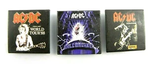 3 SPILLA AC DC Vintage Anni '80 '90 Quadrata Da Collezione BROOCH Pins Pin Music - Imagen 1 de 2