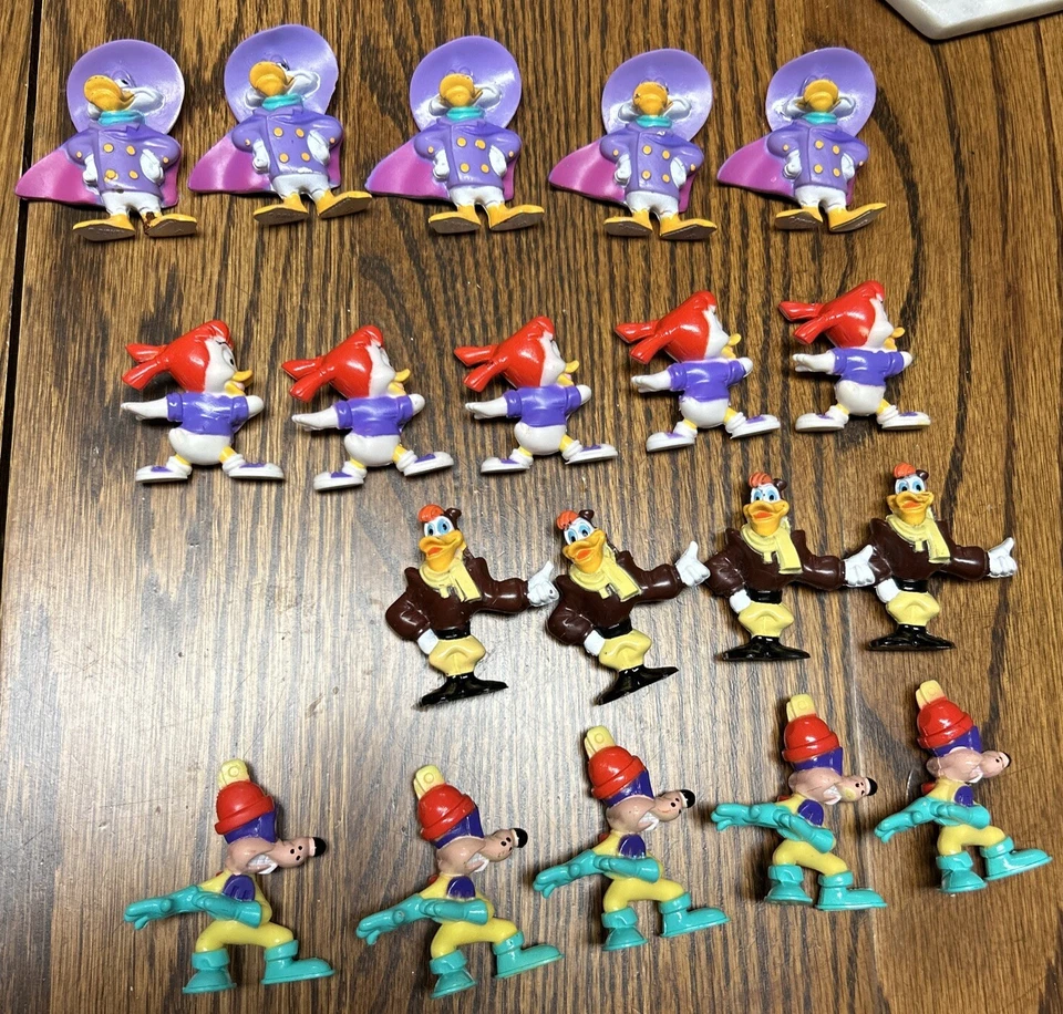 Figuras de ação Disney Darkwing Duck 1992 colecionáveis vintage (19) - Imagem 1 de 1