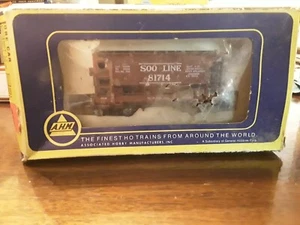 AHM HO Scale ore car #81714 Soo Line (HO52021) - Picture 1 of 5