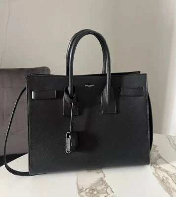 Saint Laurent Classic Sac De Jour pequeño cuero granulado, negro Foto 1 de 4