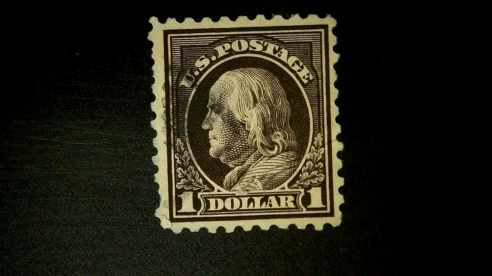 U S Stamps Scott 460 one dollar Franklin VF cv 140.00 - Image 1 of 1