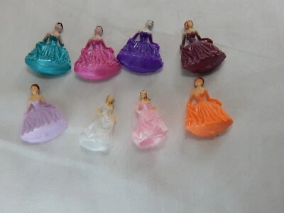 Dollhouse Miniature 1/4" Scale Plastic Figurine Group 8 PCS Set 1" Tall  #Z217 B - Image 1 of 3