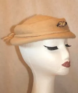 VINTAGE 50s Hat HENRY POLLAK Cloche Sandy Beige Wool "Thistle Down" - Picture 1 of 6