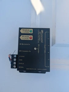 Russound 857 IR Connecting Block w/ 2 Emitters & Power Supply Infrared Repeater - Picture 1 of 2