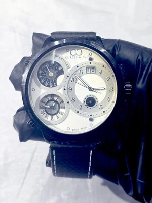 Correa de cuero limitada de 57 mm para reloj Curtis and Co 4 zonas horarias Foto 1 de 4