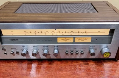 Technics SA-5270 Stereo Receiver. Vintage Panasonic Fm/am Rare HTF Wood Grain - Image 1 of 4