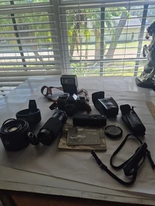 Cámara fotográfica Canon AE-1 35 mm SLR + lente 50 mm + Canon Speedlite 188A - Imagen 1 de 13