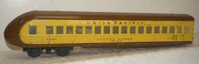 LIONEL ORIGINAL O-GAUGE 754 UNION PACIFIC STREAMLINER OBSERVATION PASSENGER CAR - Image 1 of 4