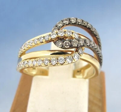 Anillo LeVian de oro amarillo de 14 k con diamantes blancos y champán de 0,48 quilates talla 6,75 Foto 1 de 4
