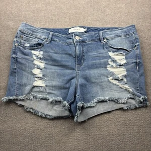 Torrid Women’s Distressed Jean Shorts Size 20 Blue Daisy Duke Peek-a-boo Lace - Picture 1 of 7