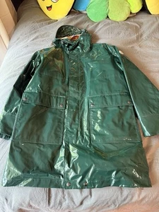 Moncler Forrer Giubbotto Green Raincoat Limited Edition - Picture 1 of 13