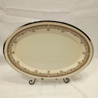 Lenox Punta de Encaje Plato Ovalado 16" Crema Floral Banda Borde Plateado De Colección Elegante Foto 1 de 4