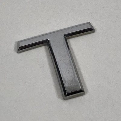 Nissan Altima 2.5 SL 2007-2012 emblema logotipo letra 'T' maletero trasero B4218 cromado Foto 1 de 4