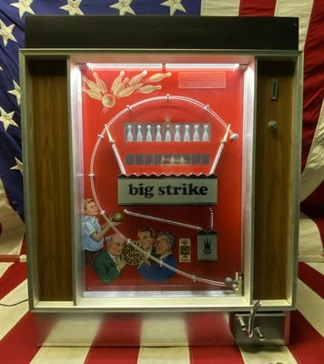 De colección 1960 Big Strike Bowling Arcade Juego Pinball Coin-Op NSM Alemania Funcionando Foto 1 de 4