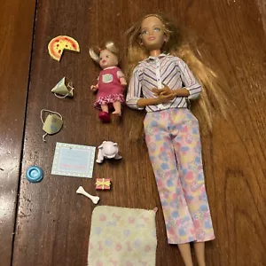 Mattel Barbie Happy Family Birthday Nikki Kleinkind Mücke unvollständig - Bild 1 von 6