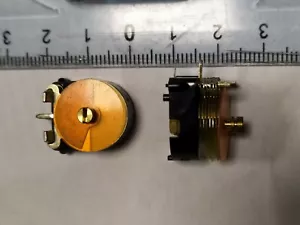 Condensateur Variable Capacitors 20 pF 250 pF 20% Nos Lot 2 Pcs DepC12H3) - Bild 1 von 4