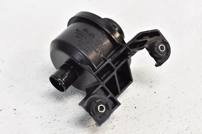 Válvula de purificador de ar 15-17 Subaru WRX STI 2015-2017 - Imagem 1 de 3