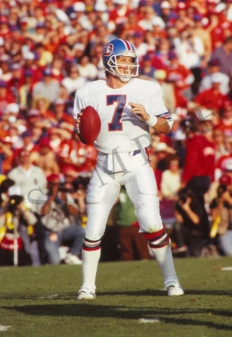 Denver Broncos John Elway NFL Football Player 13"x 19" Photo Poster 7 Cover