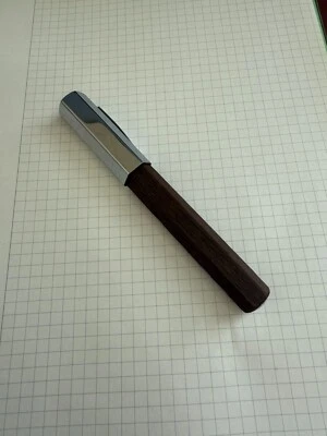 Pluma Estilográfica Faber-Castell Ondoro-Madera de Roble Ahumada - Plumín Fino Foto 1 de 3