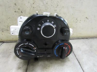 15 16 17 18 19 NISSAN VERSA CONTROL DE AIRE ACONDICIONADO Y CALEFACCIÓN OEM Foto 1 de 2