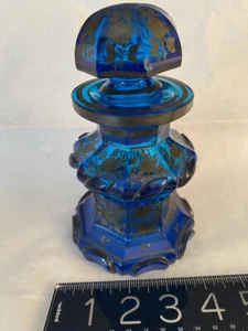 ANTICO DECANTER PROFUMO IN VETRO DI BOHEMIEN BLU TURCHESE, anni 1840-60-RARO - Foto 1 di 12