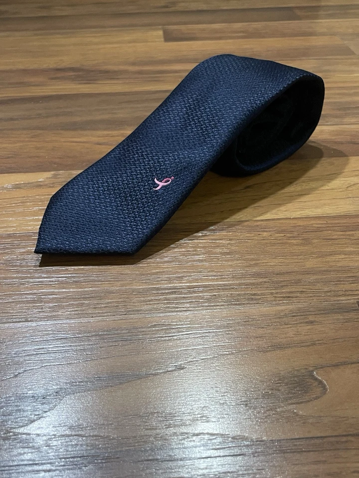 Susan G Komen 纯海军蓝人字形领带带粉色丝带 - 希望结 — 第 1/4 张图片