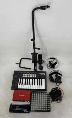 Novation Launchkey 25 Black MK2 Launchpad Keyboard With Accessories And Stand - Image 1 of 4