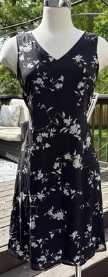 Vestido Floral Negro Limitado De Colección Y2K Midi FRIENDS Talla 4 Forrado Foto 1 de 4