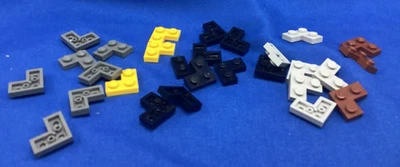 Vintage Lego 2420 2x2 Corner mulit color Qty 28 - Image 1 of 3