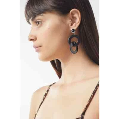 Pendientes colgantes Urban Outfitters para mujer de resina Avlin llamativos nuevos con etiquetas 45 negros Foto 1 de 4