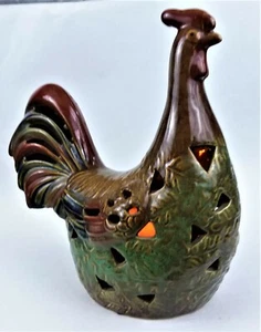 COUNTRY FOLK ART CHICKEN CERAMIC W/BUILT-IN BATTERY OPERATED CANDLE LIGHT - Picture 1 of 11