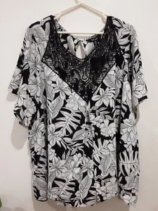 Beme Top Womens Size 28 Loose Fit Short Sleeve Lace Neck Detail New Tag - Picture 1 of 15