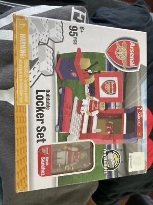 Alexis Sanchez Arsenal 95 Pcs Buildable Locker Set - Image 1 of 4