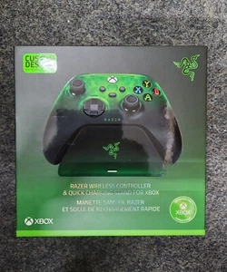 Razer Wireless Controller & Quick Charging Stand for Xbox - Picture 1 of 10