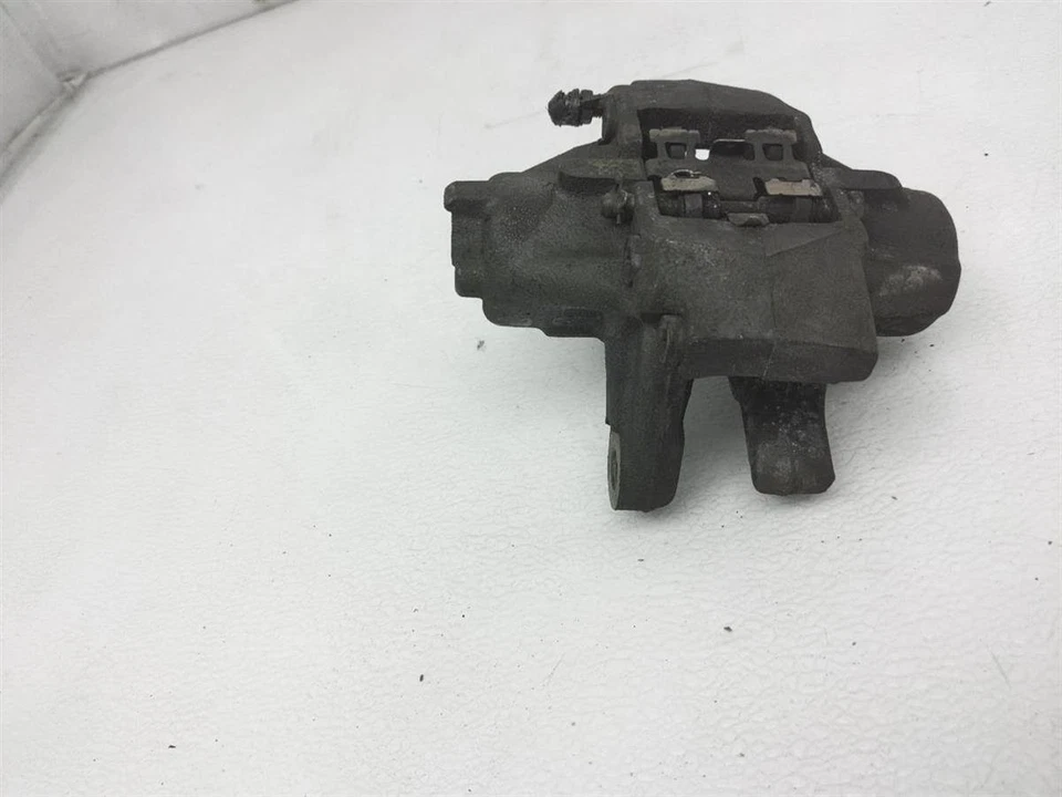 Pinza de freno pasajero derecho Lexus Sc430 2002-2010 47730-30410 Foto 1 de 4